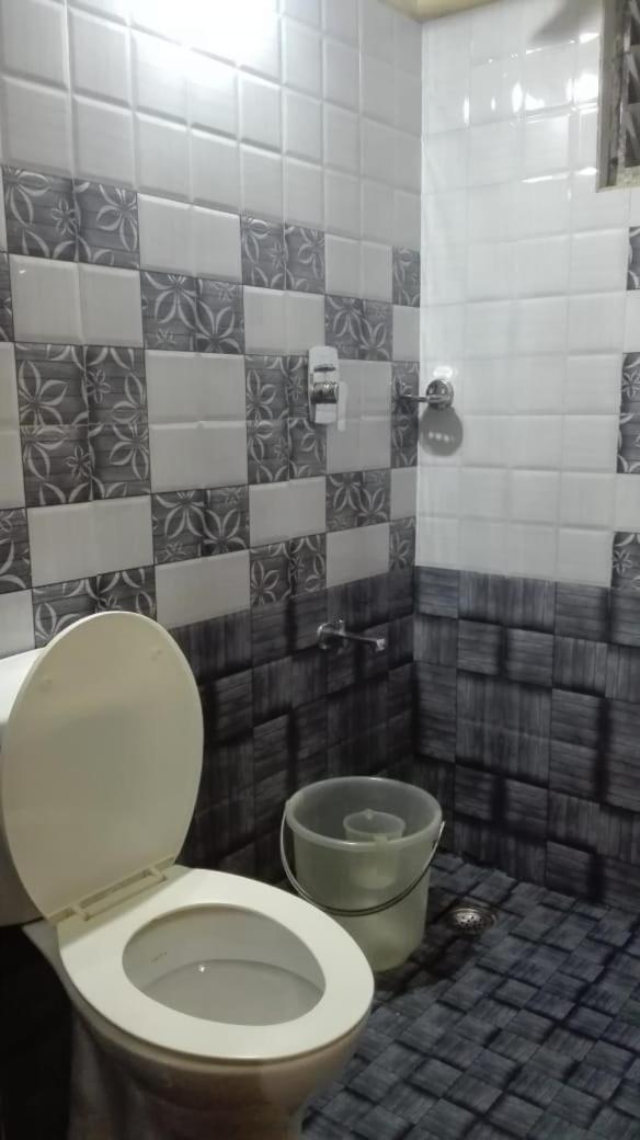 Greenview Holiday Inn Муннар Экстерьер фото