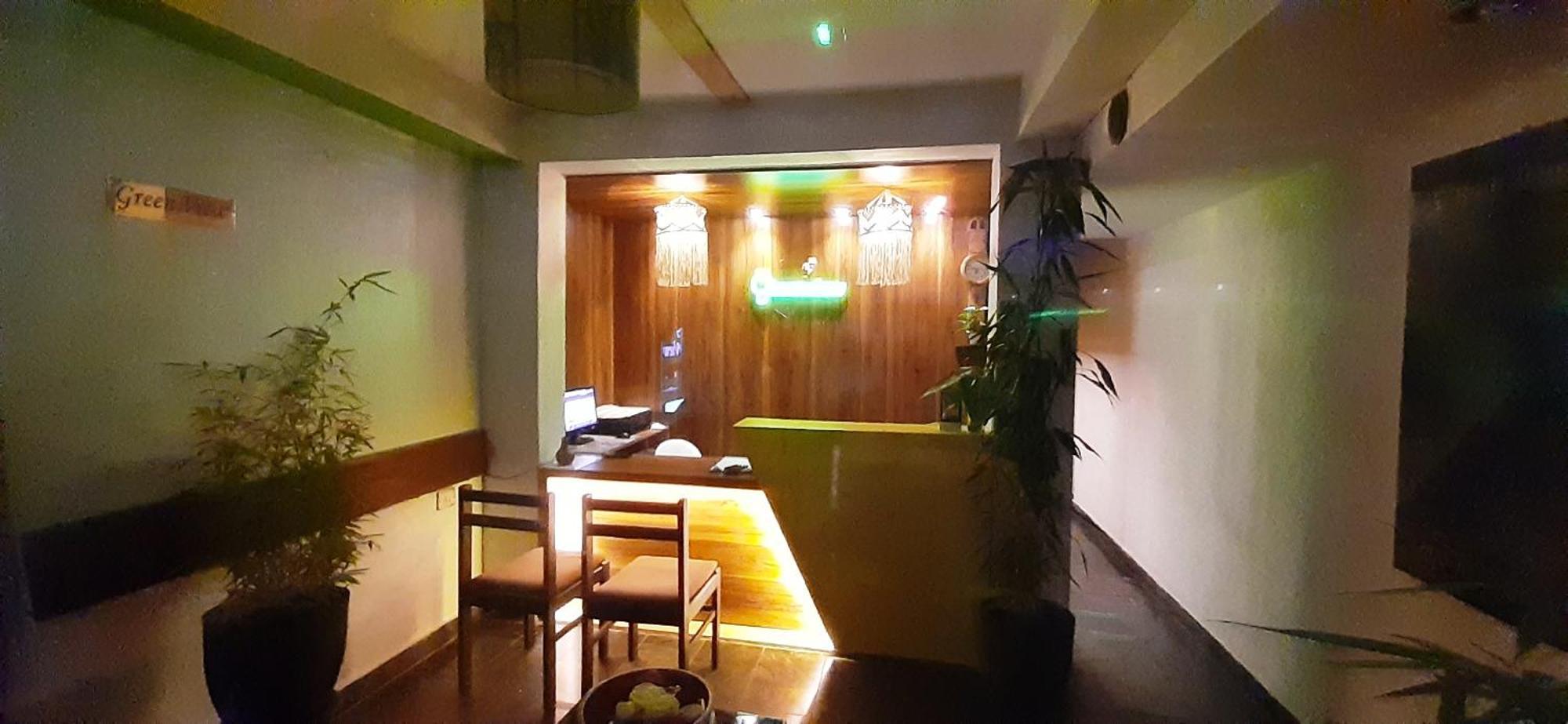 Greenview Holiday Inn Муннар Экстерьер фото
