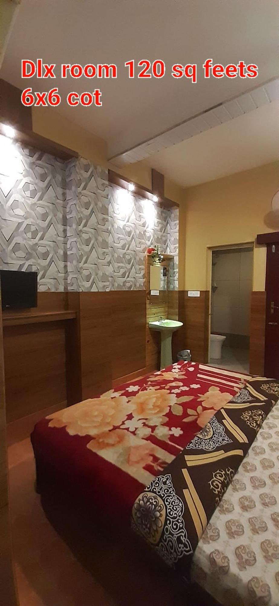 Greenview Holiday Inn Муннар Экстерьер фото