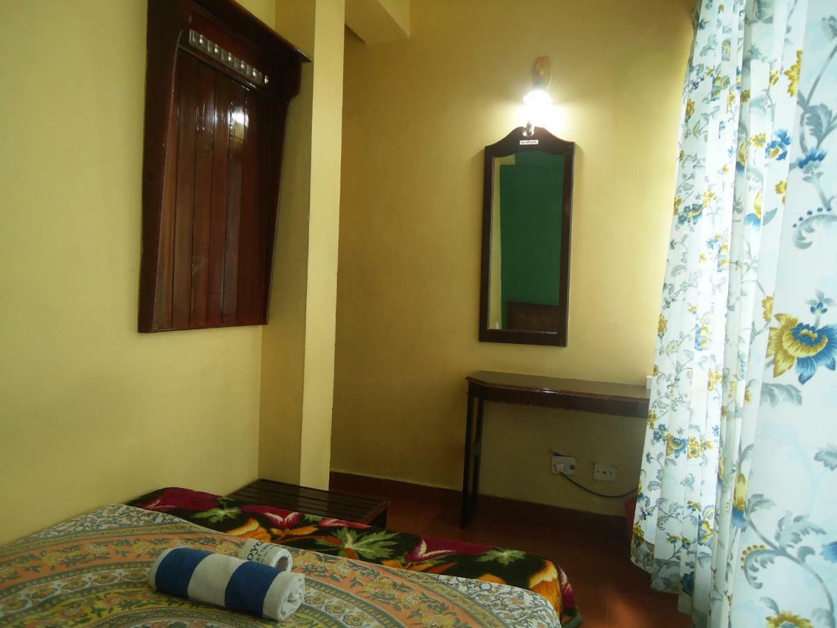 Greenview Holiday Inn Муннар Экстерьер фото